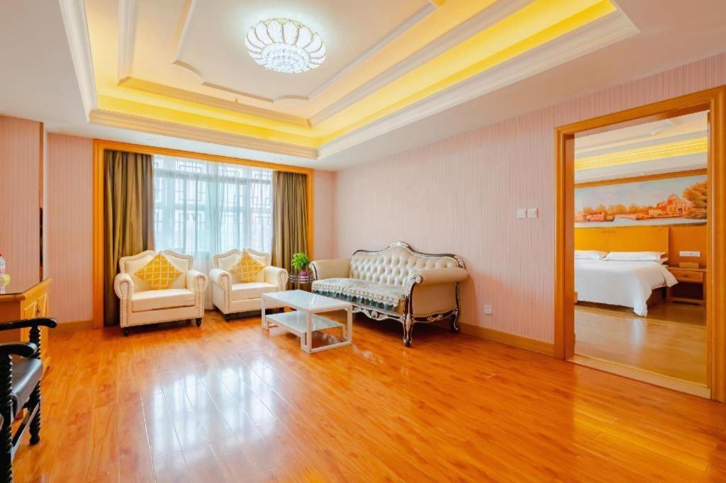 Vienna International Hotel Lhasa Potala Palace Eksteriør bilde